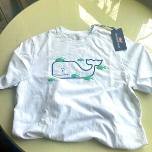 NWT boys Vineyard Vines graphic t-shirt sz L